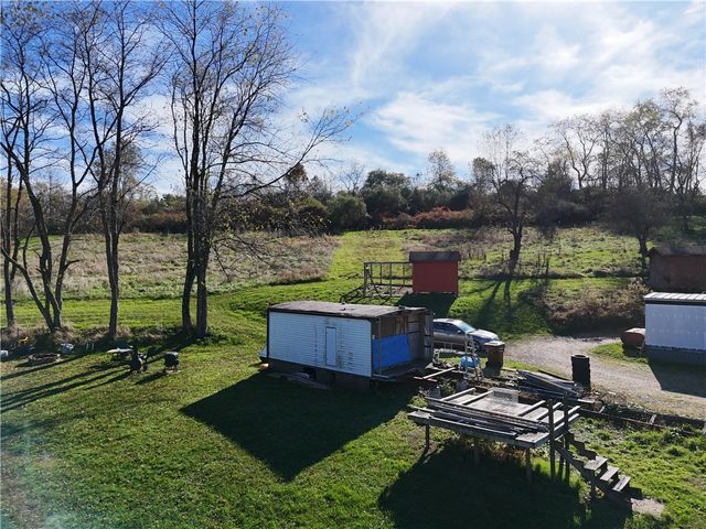 122 Cemetery Rd, North Buffalo Twp, PA 16201