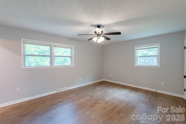 919 N Weldon Street, Gastonia, NC 28052