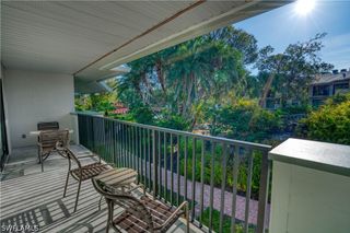 600 Neapolitan WAY 223, Naples, FL 34103