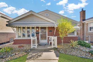 5611 S Monitor Avenue, Chicago, IL 60638