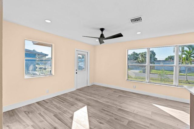 1349 9th Street, West Palm Beach, FL 33401