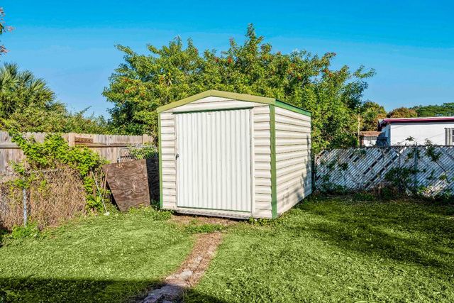 1349 9th Street, West Palm Beach, FL 33401