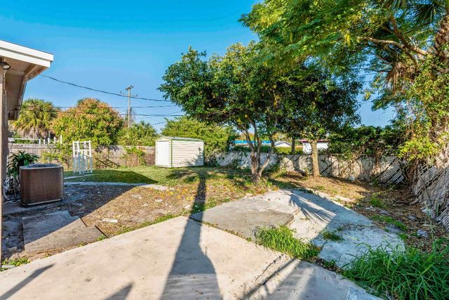1349 9th Street, West Palm Beach, FL 33401