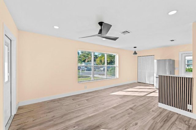 1349 9th Street, West Palm Beach, FL 33401