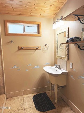 4620 Casitas Pass Road, Ventura, CA 93001