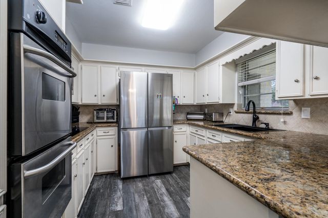 1506 Running Bear Trail, Crosby, TX 77532