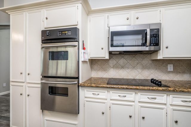 1506 Running Bear Trail, Crosby, TX 77532
