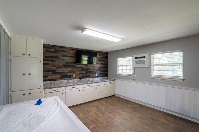 1506 Running Bear Trail, Crosby, TX 77532