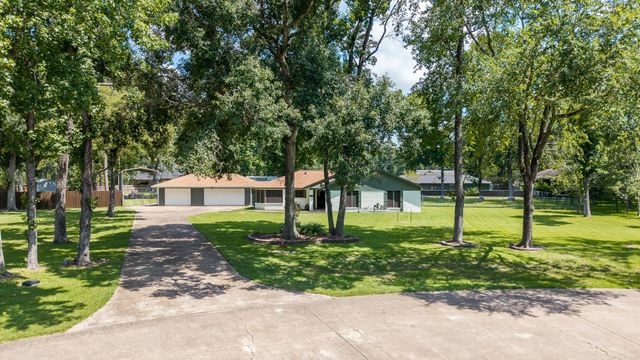 1506 Running Bear Trail, Crosby, TX 77532