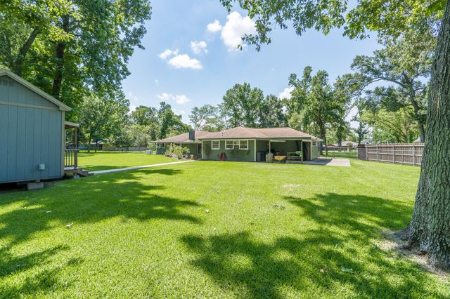1506 Running Bear Trail, Crosby, TX 77532