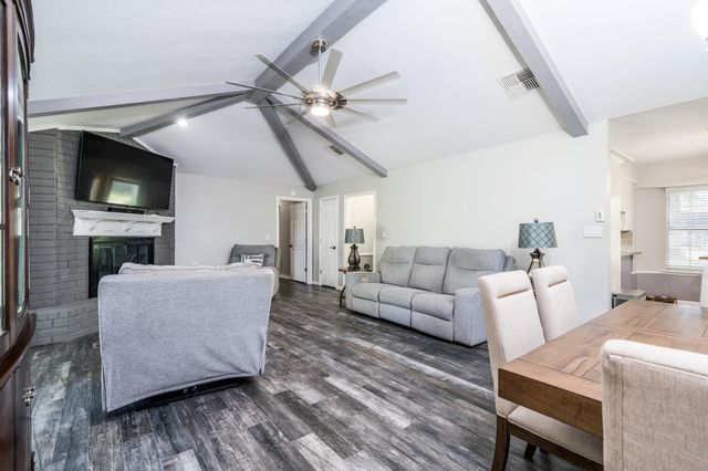 1506 Running Bear Trail, Crosby, TX 77532