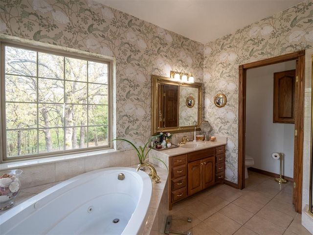 342420 E 1070 Road, Shawnee, OK 74855
