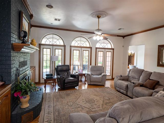 342420 E 1070 Road, Shawnee, OK 74855