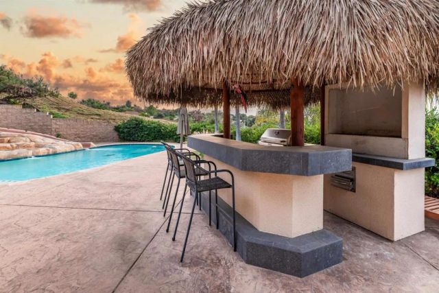 1567 Monte Vista Drive, Vista, CA 92084