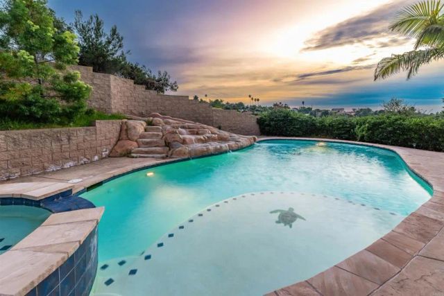 1567 Monte Vista Drive, Vista, CA 92084