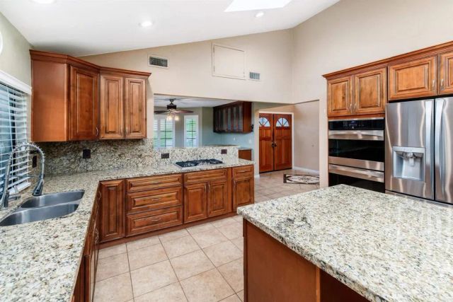 1567 Monte Vista Drive, Vista, CA 92084