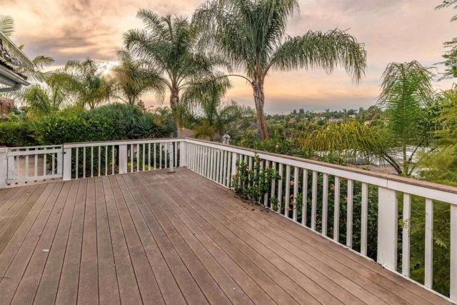 1567 Monte Vista Drive, Vista, CA 92084