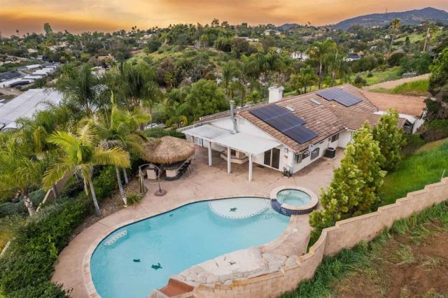 1567 Monte Vista Drive, Vista, CA 92084