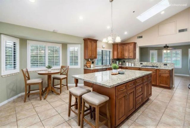 1567 Monte Vista Drive, Vista, CA 92084