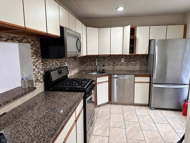 285 Penns Way, Bernards Twp., NJ 07920