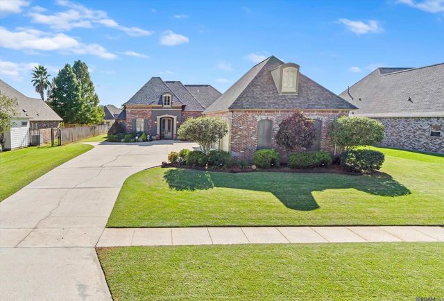 18402 Bellingrath Lakes Ave, Greenwell Springs, LA 70739