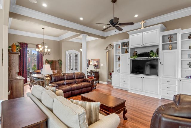 18402 Bellingrath Lakes Ave, Greenwell Springs, LA 70739