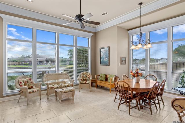 18402 Bellingrath Lakes Ave, Greenwell Springs, LA 70739