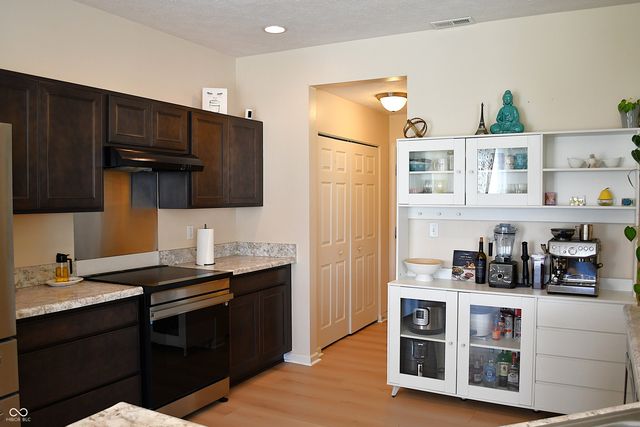 3274 Rolling Hill Drive, Columbus, IN 47201