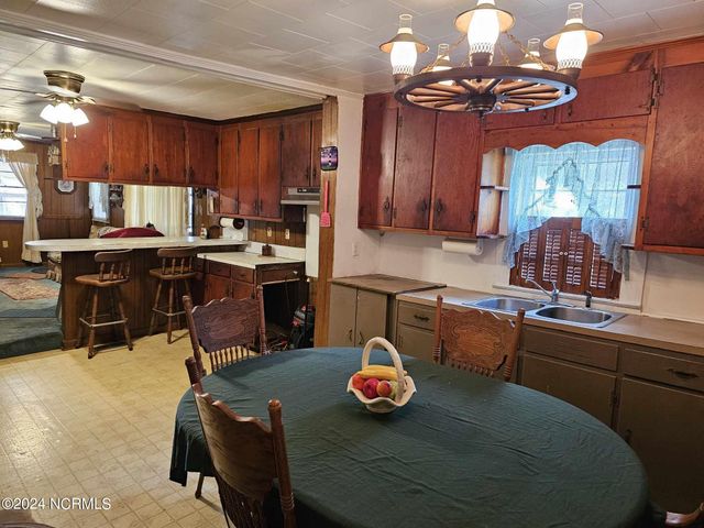 2630 Prison Camp Road, Williamston, NC 27892