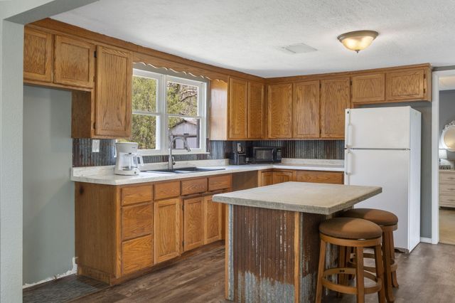 6495 Us Highway 160, Walnut Shade, MO 65771