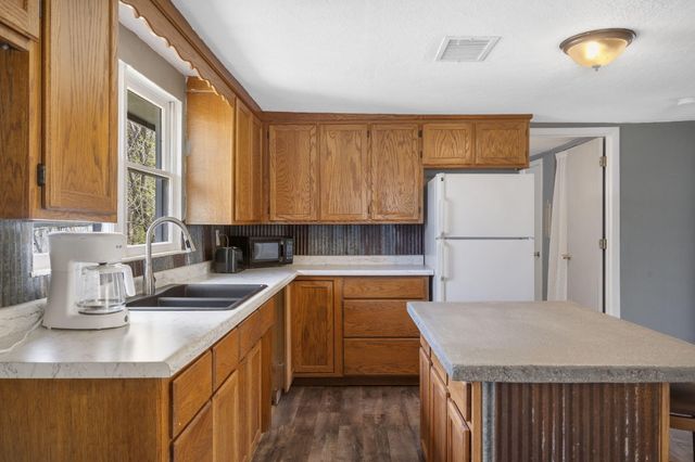 6495 Us Highway 160, Walnut Shade, MO 65771