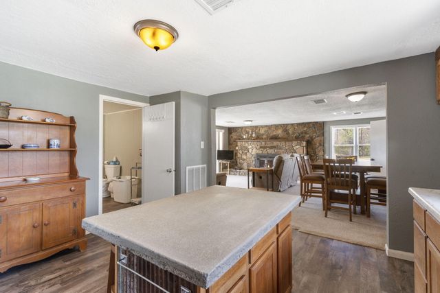 6495 Us Highway 160, Walnut Shade, MO 65771