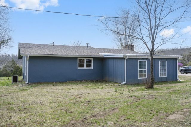 6495 Us Highway 160, Walnut Shade, MO 65771