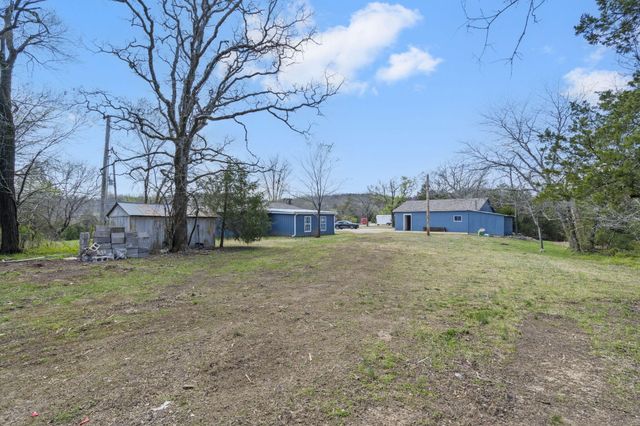 6495 Us Highway 160, Walnut Shade, MO 65771