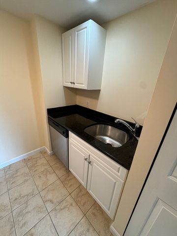 8 Museum Way 416, Cambridge, MA 02141