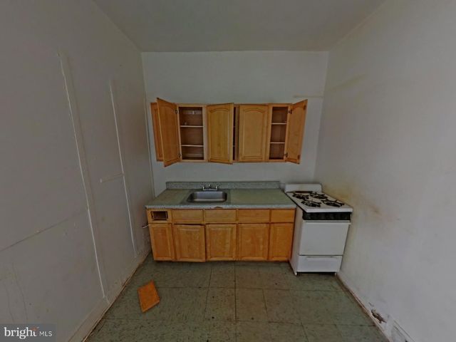 4240 N 15TH ST, Philadelphia, PA 19140