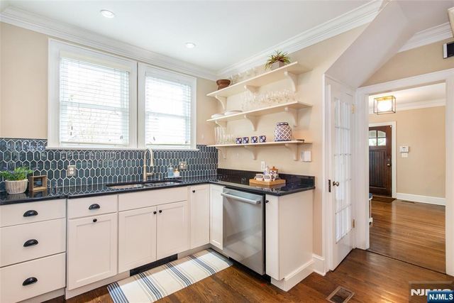 90 Gates Avenue, Montclair, NJ 07042