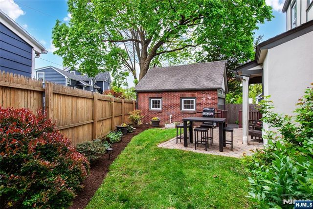 90 Gates Avenue, Montclair, NJ 07042