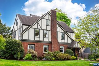 90 Gates Avenue, Montclair, NJ 07042