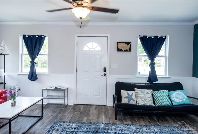 412 Labree Rd, Pensacola, FL 32507