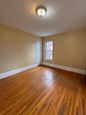 933 7th Street, Huntington, WV 25701