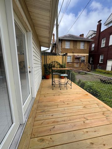 933 7th Street, Huntington, WV 25701