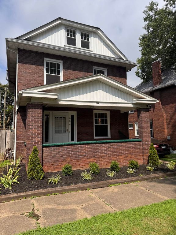 933 7th Street, Huntington, WV 25701