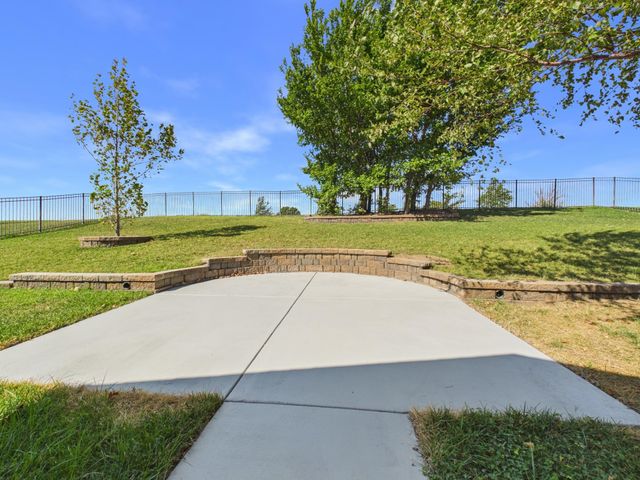 2101 N Woodard St., Derby, KS 67037