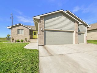2101 N Woodard St., Derby, KS 67037