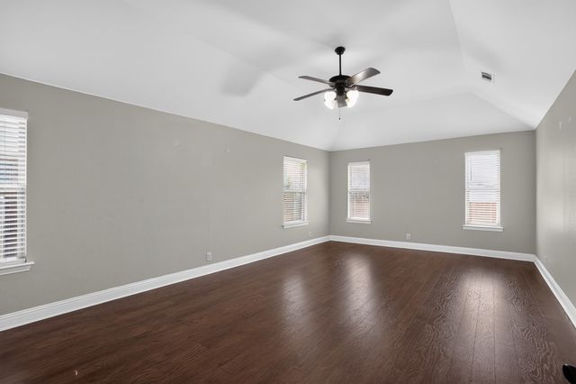 5252 Smokey Ridge Drive, Fort Worth, TX 76123