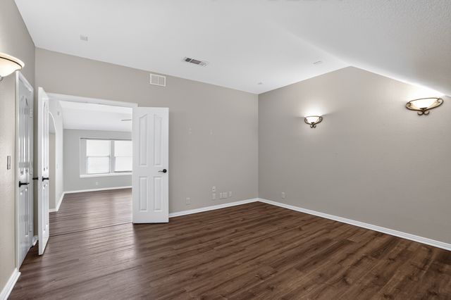 5252 Smokey Ridge Drive, Fort Worth, TX 76123