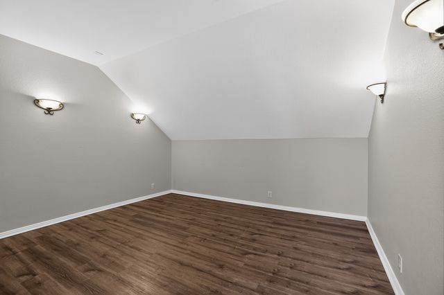 5252 Smokey Ridge Drive, Fort Worth, TX 76123