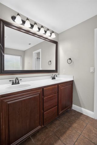 5252 Smokey Ridge Drive, Fort Worth, TX 76123
