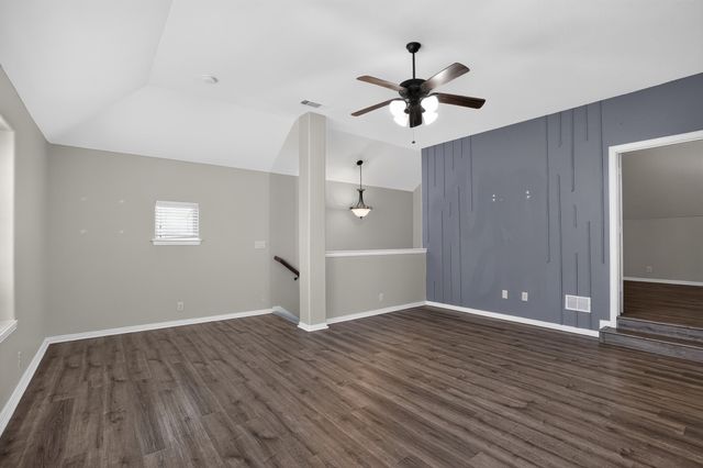 5252 Smokey Ridge Drive, Fort Worth, TX 76123
